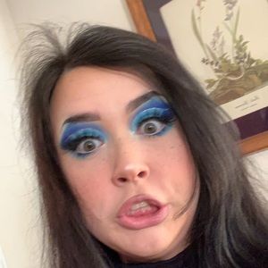 Meet your Posher, Georgia